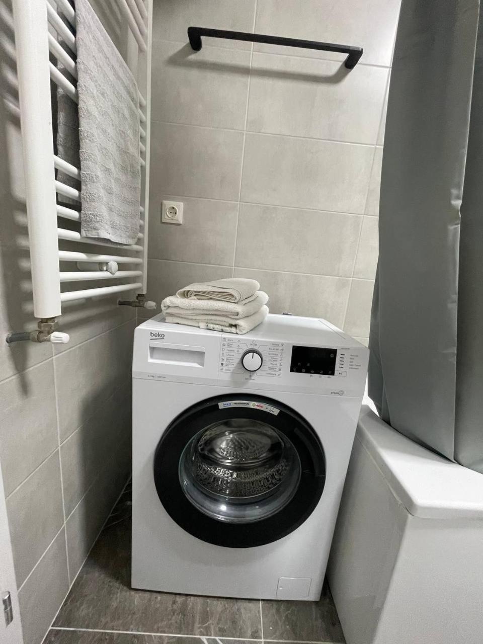 Apartament Moghioros C3 Bucureşti